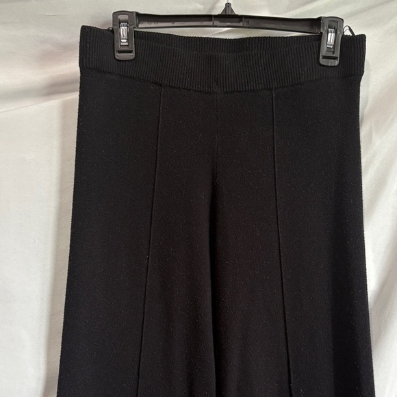 Chic Black Wide Leg Women's Pants - Picture 2 of 10